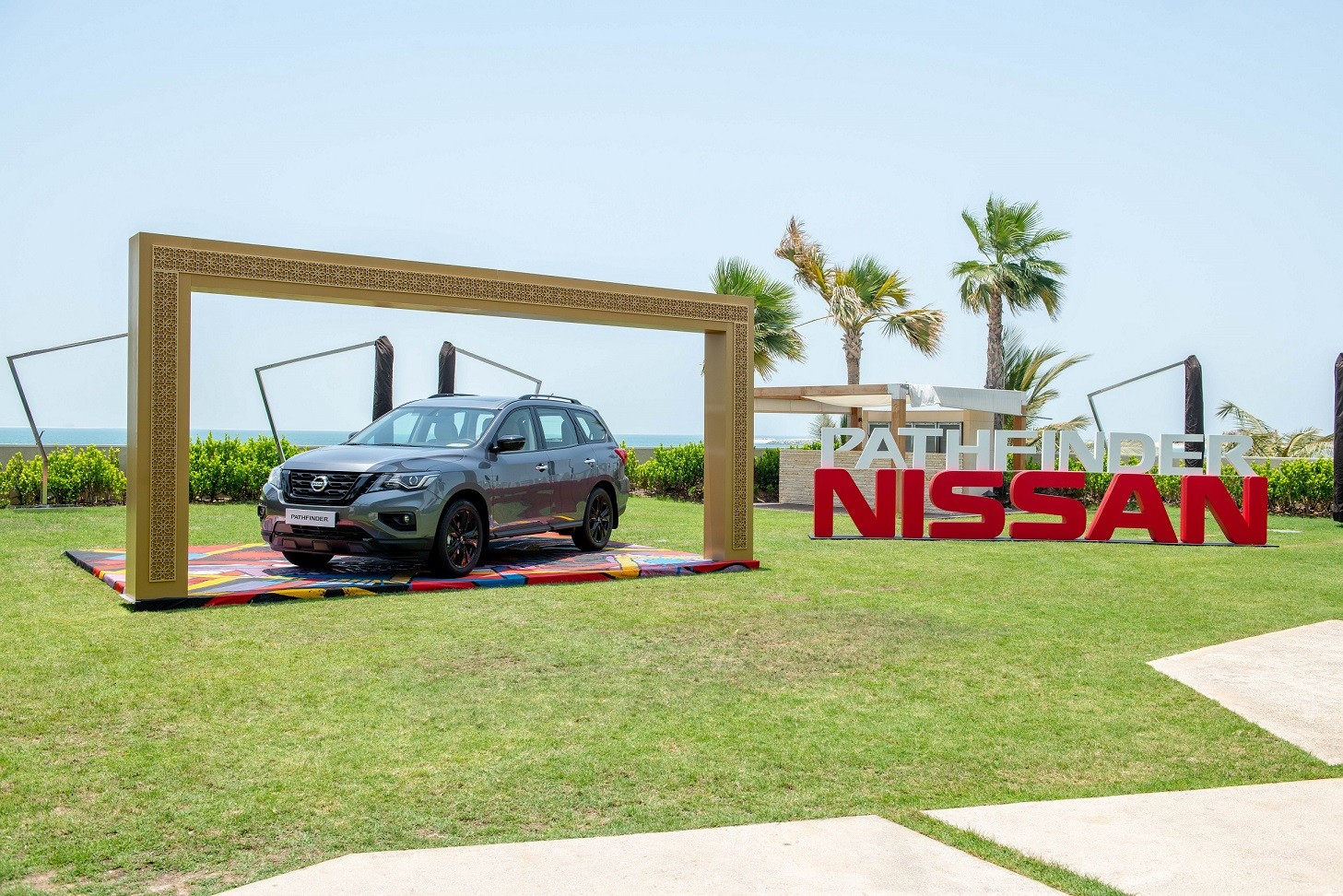 Al Masaood Automobiles brings 2019 Nissan Pathfinder Midnight edition to Abu Dhabi