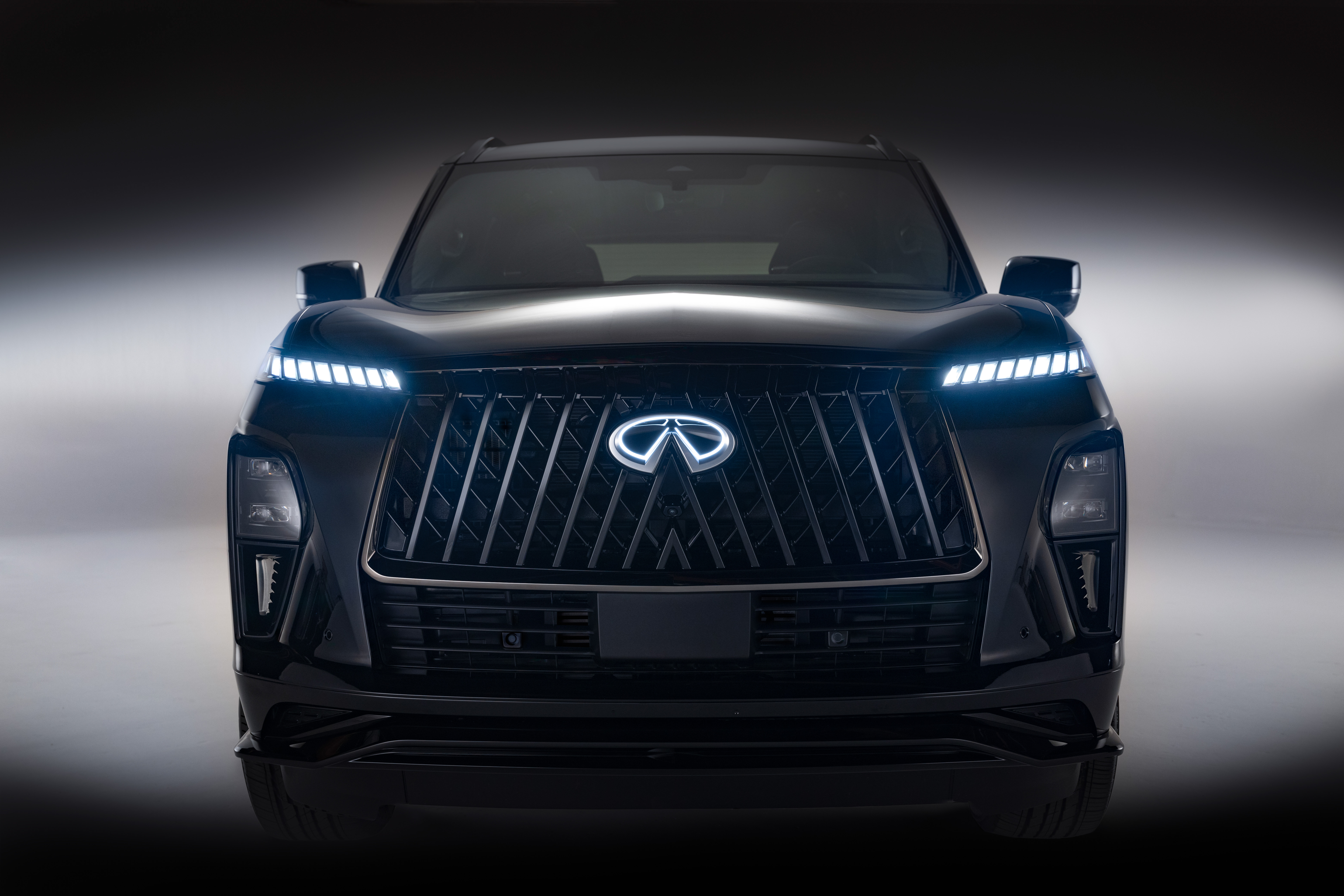 INFINITI QX80 Success Story Unfolds with Strong 2025 Performance in Abu Dhabi